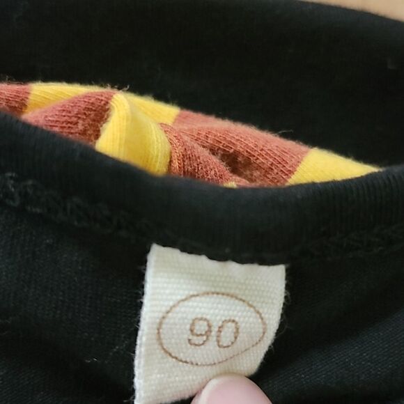 HARRY POTTER 3-PIECE OUTFIT, SIZE 18-24 MONTHS - Picture 6 of 6